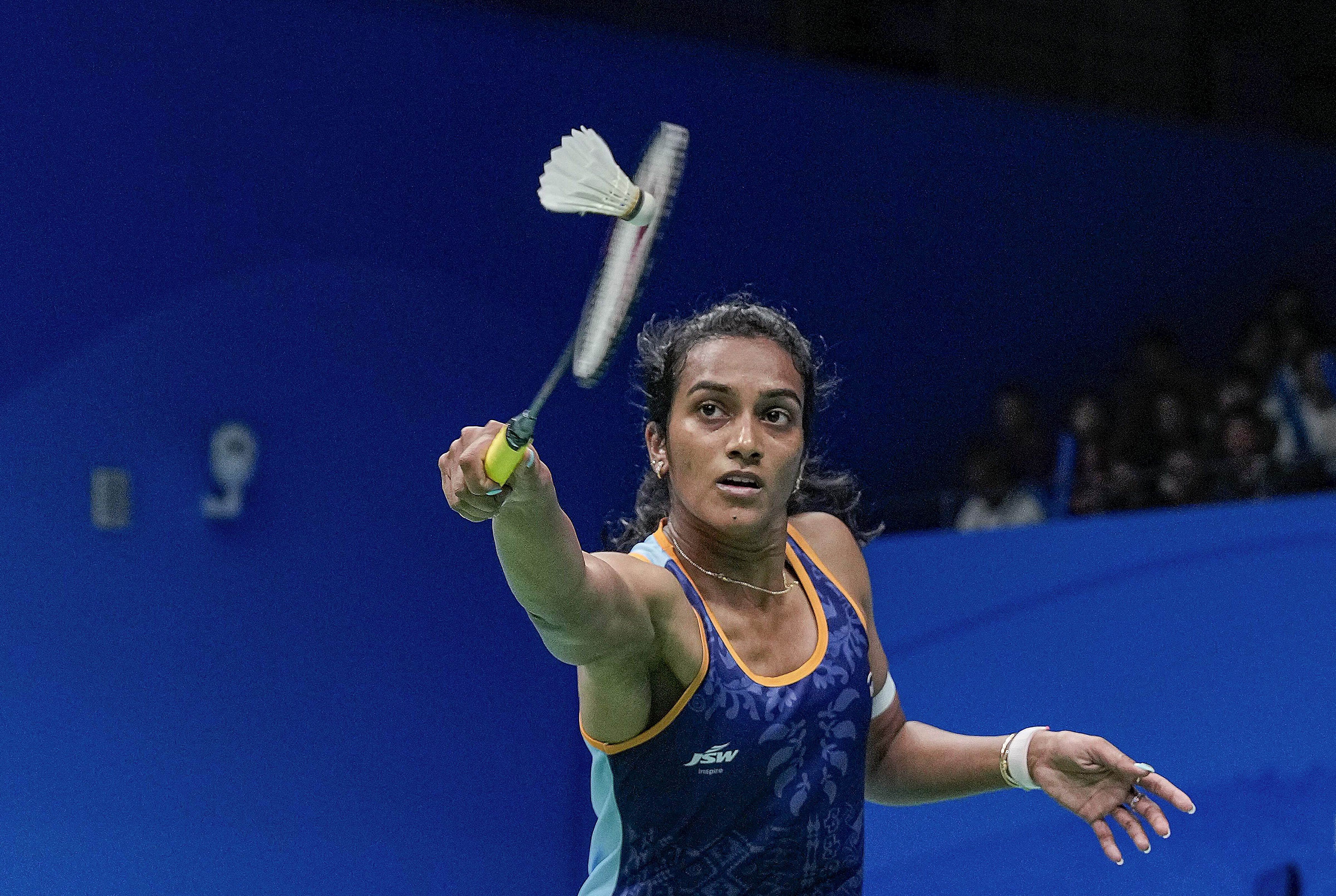 https://salarnews.in/public/uploads/images/newsimages/maannewsimage03122024_082533_PV Sindhu.jpg